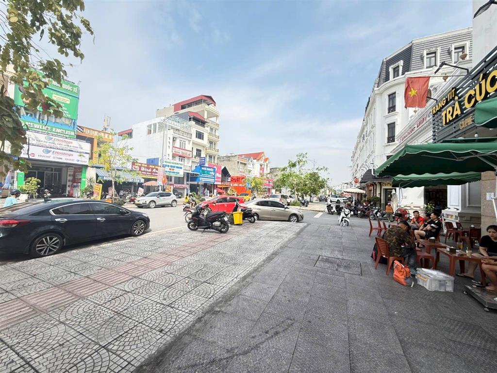 Lô góc đẹp ngay chợ hoàng mai đồng thái an dương vị trí cực đẹp, ngay cạnh chợ hoàng mai