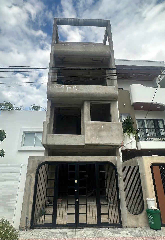 8,2 TỶ – NHÀ THÔ 4 TẦNG TRUNG LƯƠNG 10 | HÒA XUÂN 