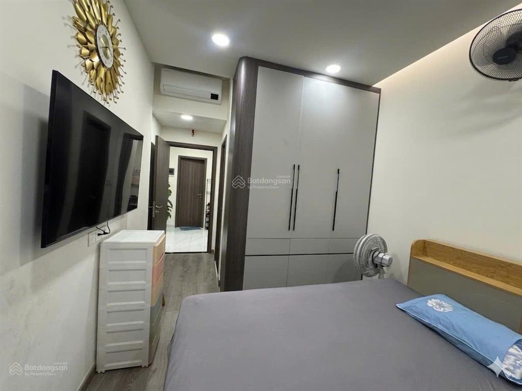 Bán 3pn 3wc căn góc  diamond centery 121m2 c5view rừng full nội thất 0909 856 ***