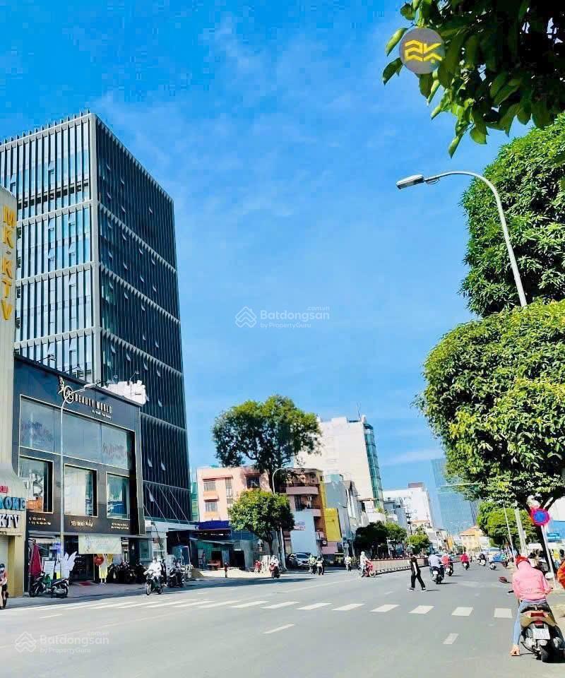 Thật 100% rẻ đẹp tòa nhà 119 tỷ măt tiền 10x20m. 1500m2 sàn hầm 7 lầu trương văn bang ngay ubnd q2