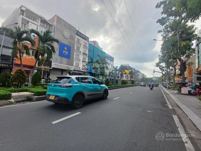 Thật 100% hiếm ít nhà bán 79 tỷ mặt tiền hầm 5 tầng phan xích long 8x16m. 128m2. 900m² sàn. p.2 pn
