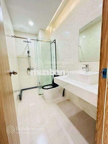 Thật 100% hiếm tốt nhất chỉ 31.9 tỷ 8x20m. 160m2. hầm 6 tầng ngay khu tân cảng  d2 p.25 bình thạnh