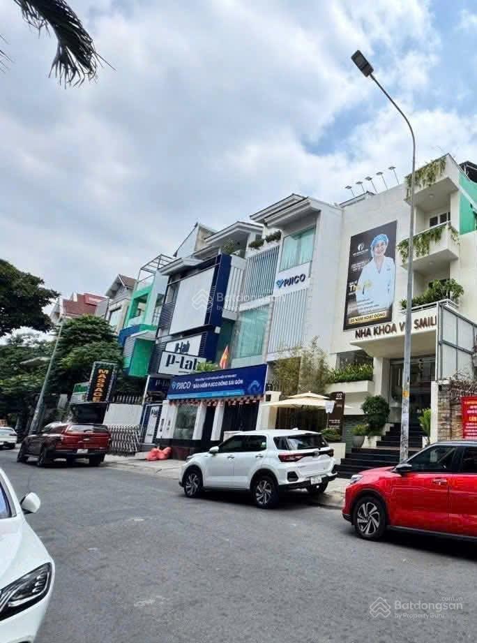 Thật 100% hiếm 79 triệu/tháng mặt tiền 9x20m. vuông 4 tầng khu trần nhật duậtđặng dung tân định