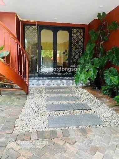 Thật 100% hiếm 79 triệu/tháng mặt tiền 9x20m. vuông 4 tầng khu trần nhật duậtđặng dung tân định