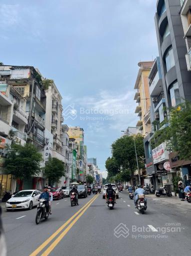 Thật 100% tòa nhà 6000m2 sàn 2 hầm 11 tầng 16x36m. công nhận 680m2 mặt tiền cmt8, p9, quận 3