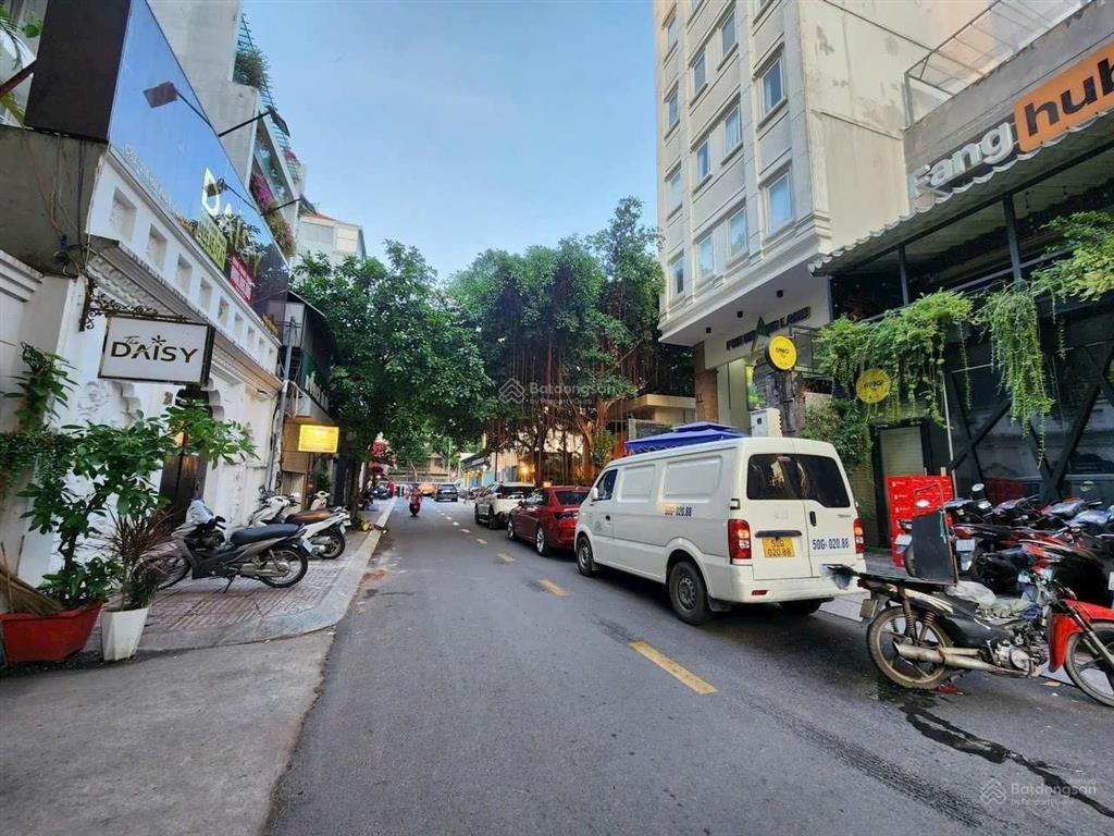 Tin thật 100% hiếm 59 tỷ tòa nhà hầm 7 lầu (10x24m cn 240m2) ngay đề thámtrần hưng đạo, q1