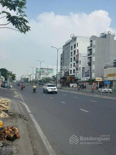 Thật 100% rẻ 195 triệu/tháng 1600m2 sàn 12x22m cho thuê toà mặt tiền ngay vincom phan văn trị. p5