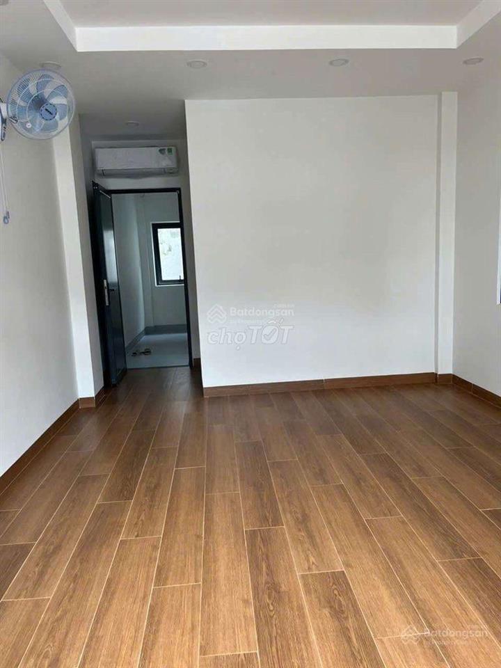 Rẻ tốt 9,5 triệu/tháng cho thue căn hộ 70m2. (2 phòng ngủ) nguyễn trãi cống quỳnh chợ bến thành