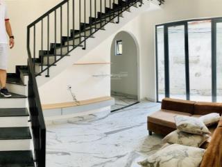 Nhà đẹp 50m2 gác lửng k/phạm nhữ tăng, thanh khêchỉ 3ti