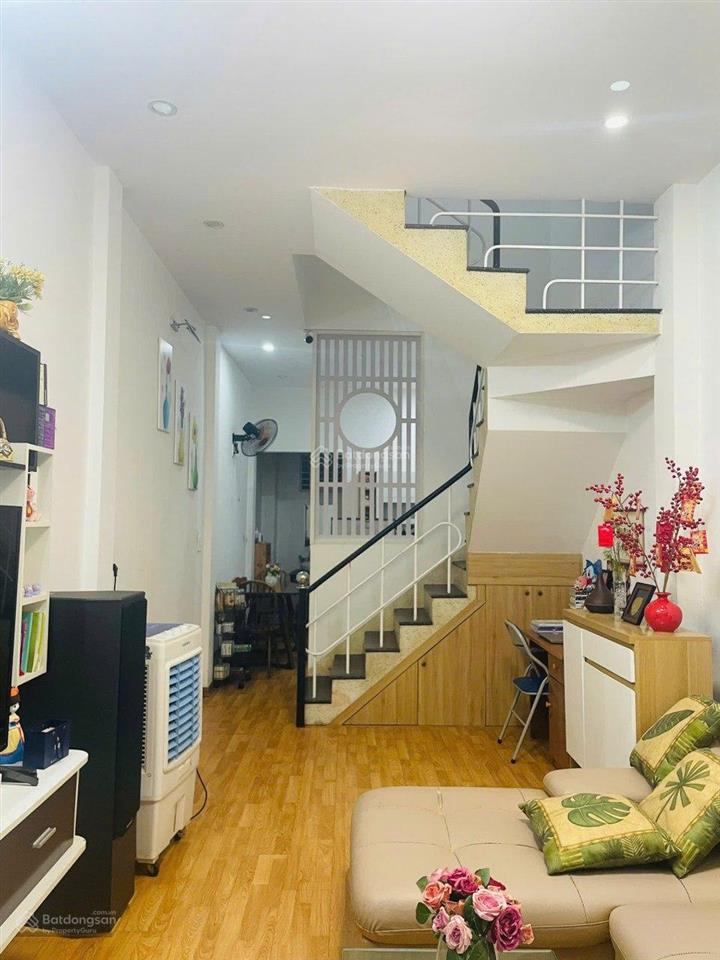 Giá rẻ nhà 2 tầng k/86 trưng nữ vương sát cầu rồng,hải châu chỉ 3,x