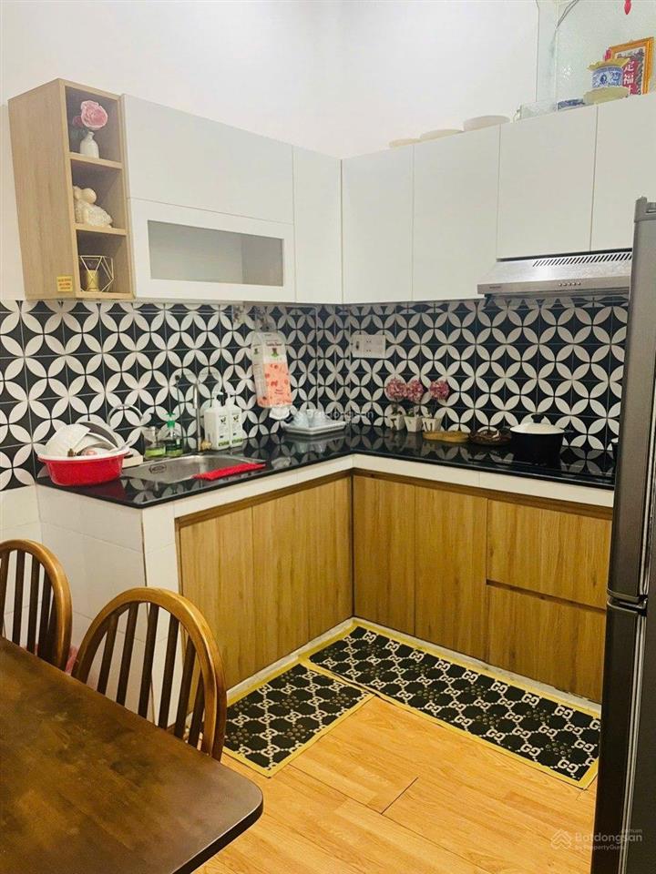 Giá rẻ nhà 2 tầng k/86 trưng nữ vương sát cầu rồng,hải châu chỉ 3,x