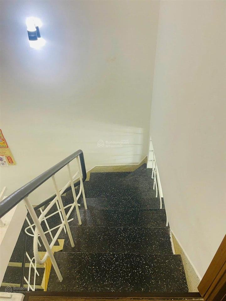 Giá rẻ nhà 2 tầng k/86 trưng nữ vương sát cầu rồng,hải châu chỉ 3,x