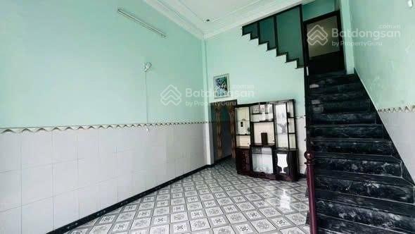Cho thuê nhà 2 tầng kiệt oto đường đỗ bá. cách biển mỹ khê 900m12