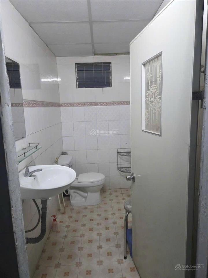 Cho thuê nhà 2 tầng kiệt oto đường đỗ bá. cách biển mỹ khê 900m12