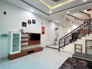 Cho thuê nhà 3 tầng x 110m2 đường cẩm chánh 5  hòa xuân, đà nẵng  17tr