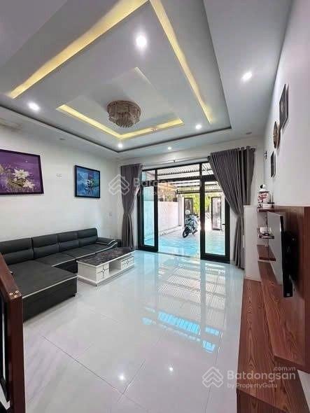 Cho thuê nhà 3 tầng x 110m2 đường cẩm chánh 5  hòa xuân, đà nẵng  17tr