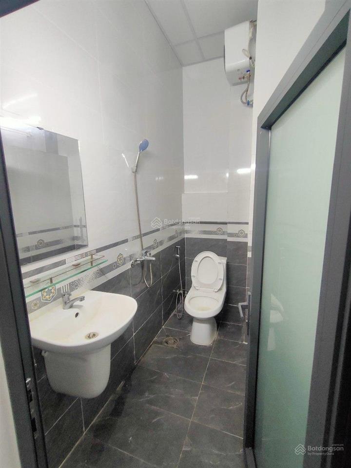 Căn hộ duplex mới 100% mặt tiền đường đinh công trứ, phường sơn trà. gần biển 6tr5
