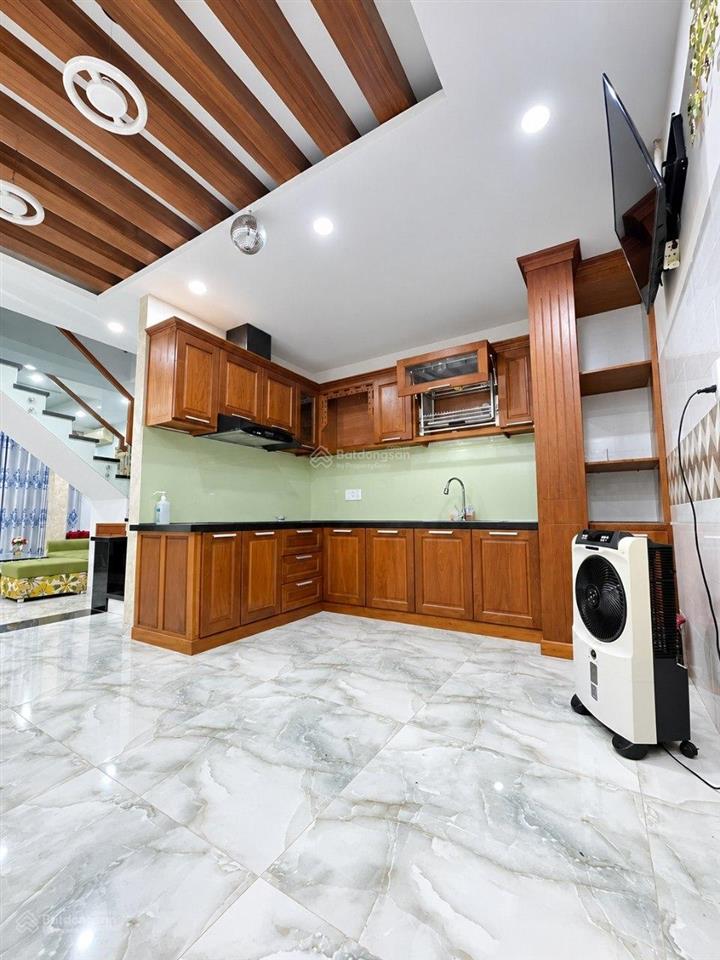 Jả rẻcho thuê nhà 3 tầng kiệt ô tô trần cao vân, full nội thất