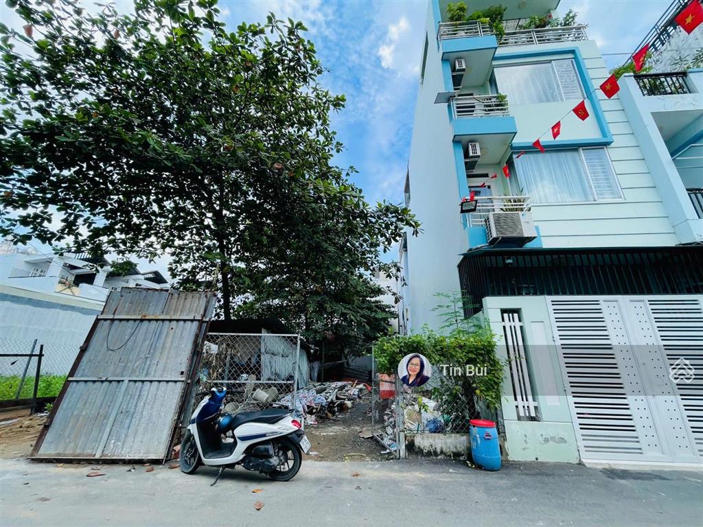 18 tỷ về 16 tỷ bán nhanh đất xây chdv 212,7m2 ngang khủng sát mt lê văn thịnh. ctxd hầm 5 tầng.
