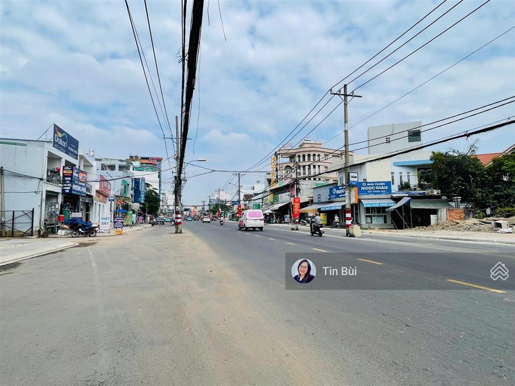 Đất 430,3m2 (13.2 x 32m) rất đẹp đường qh 30m, xây h7t ngay nguyễn thi định x lê văn thịnh