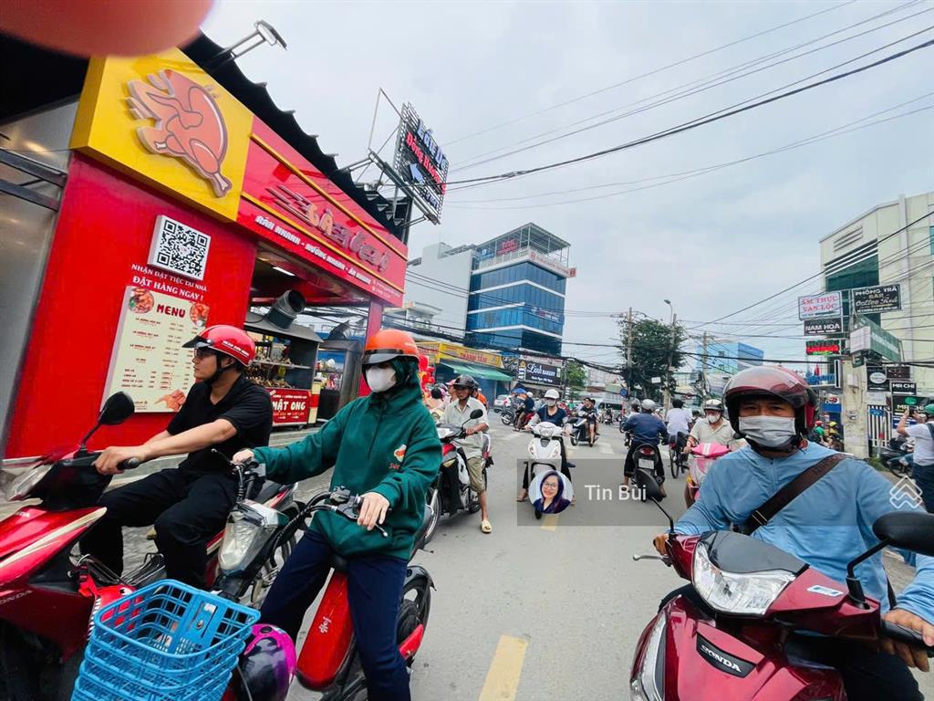 Siêu phẩm chốt gấp. kd 200m2 ( 10x20m). tn khoán 540tr ngay ga metro phước long  tây hòa