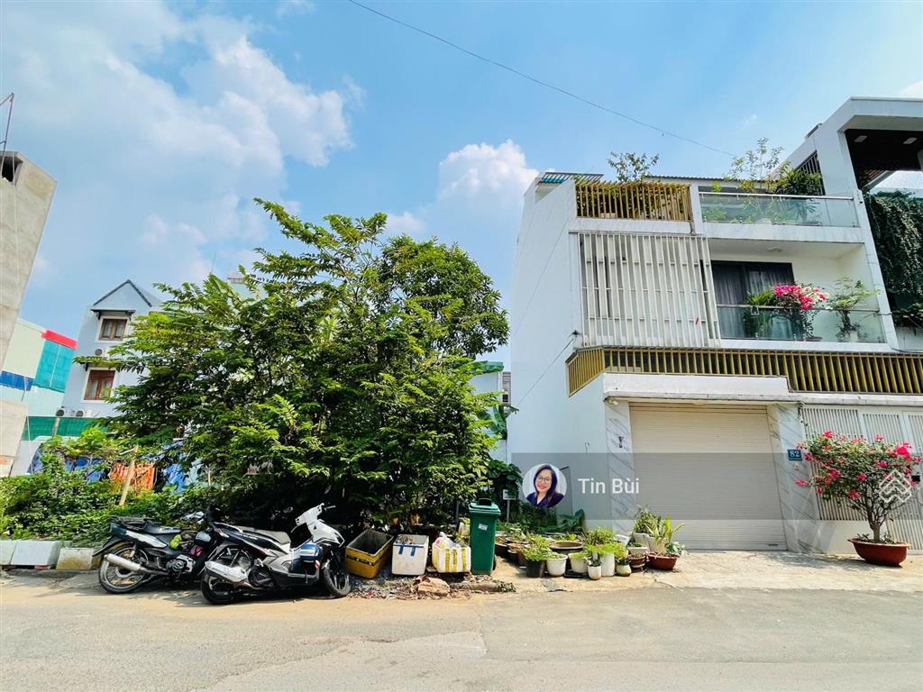 Không đối thủ! bán đất 128m2 (8 x 16m) 23 tỷ, cpxd hầm 5 tầng ngay mt nguyễn hoàng, q2