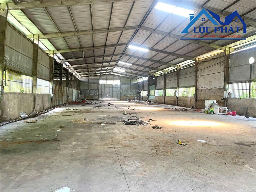 Cho thuê nhà xưởng 1.500m2 giá rẻ chỉ 36 triệu. phước tân  biên hoà  đồng nai 0937 980 ***