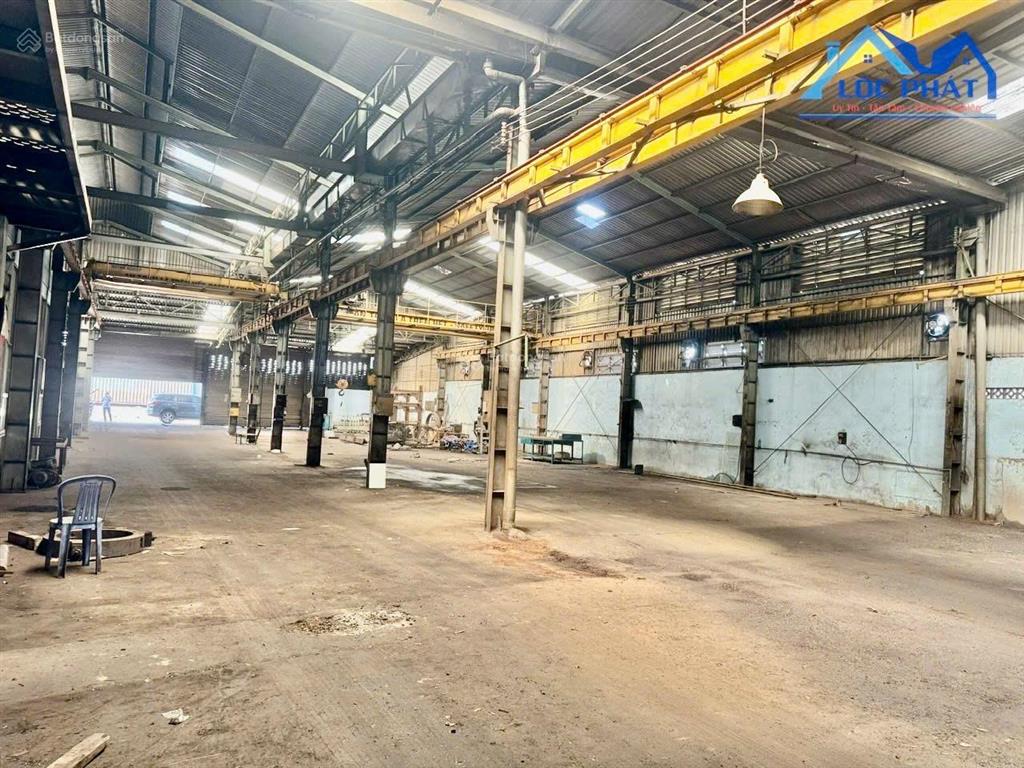 Cho thuê xưởng 2.000m2 có cẩu trục giá chỉ 120 triệu phước tân  biên hòa  đồng nai 0937 980 ***