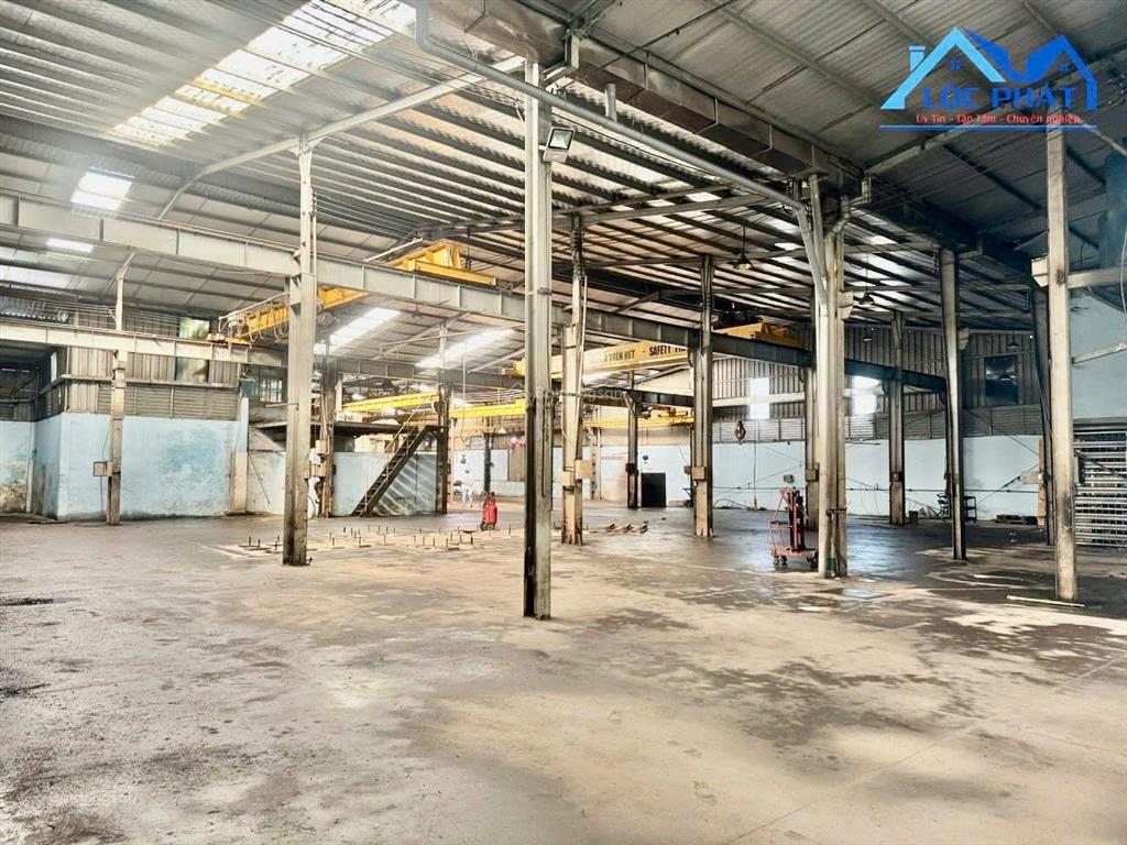Cho thuê xưởng 2.000m2 có cẩu trục giá chỉ 120 triệu phước tân  biên hòa  đồng nai 0937 980 ***
