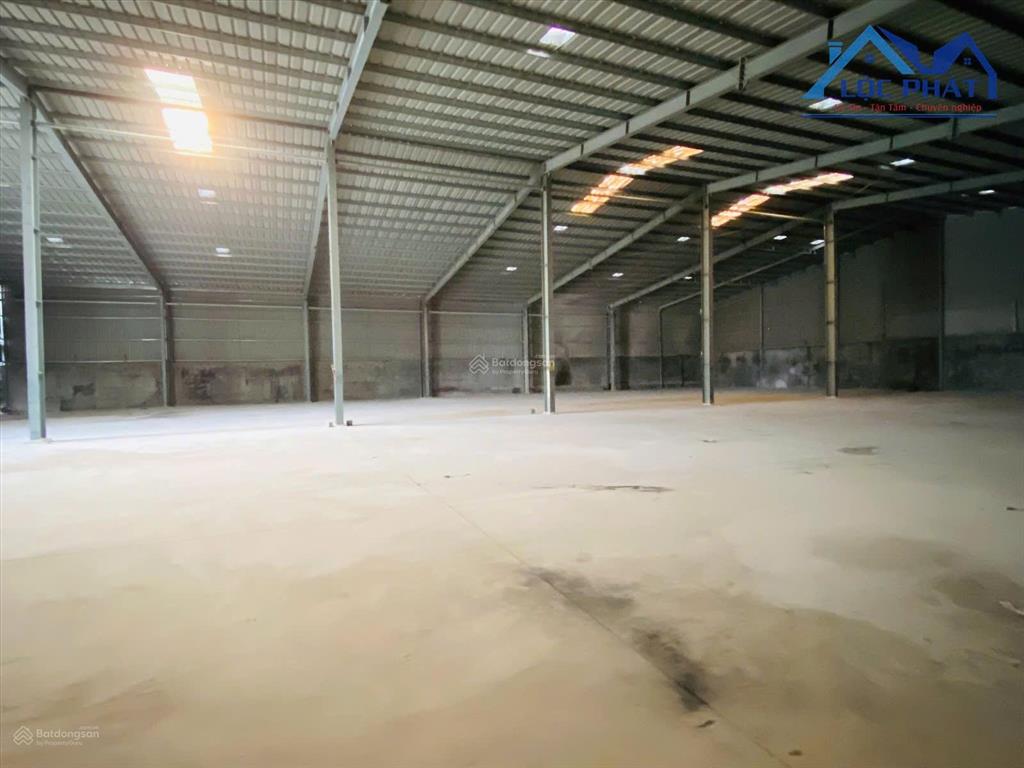 Cho thuê nhà xưởng dt 5.000m2 giá rẻ chỉ 60 triệu. trảng dàiđồng nai  0937 980 ***