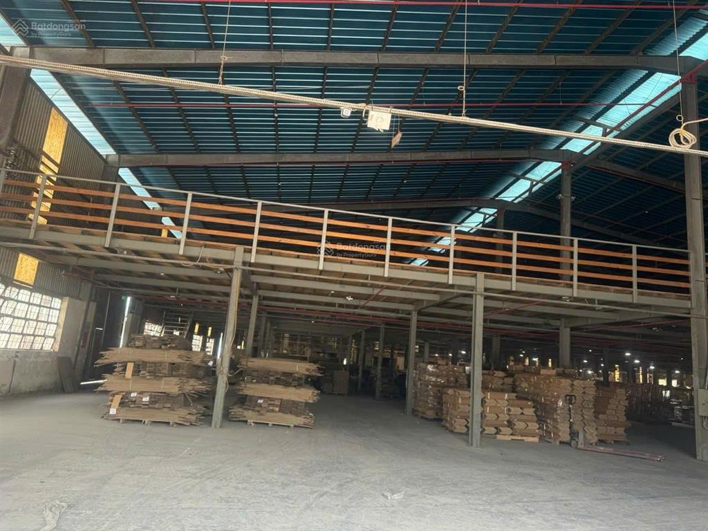 Cho thuê nhà xưởng 9.500m2 giá chỉ 570 triệu. trảng dàitp đồng nai  0937 980 ***