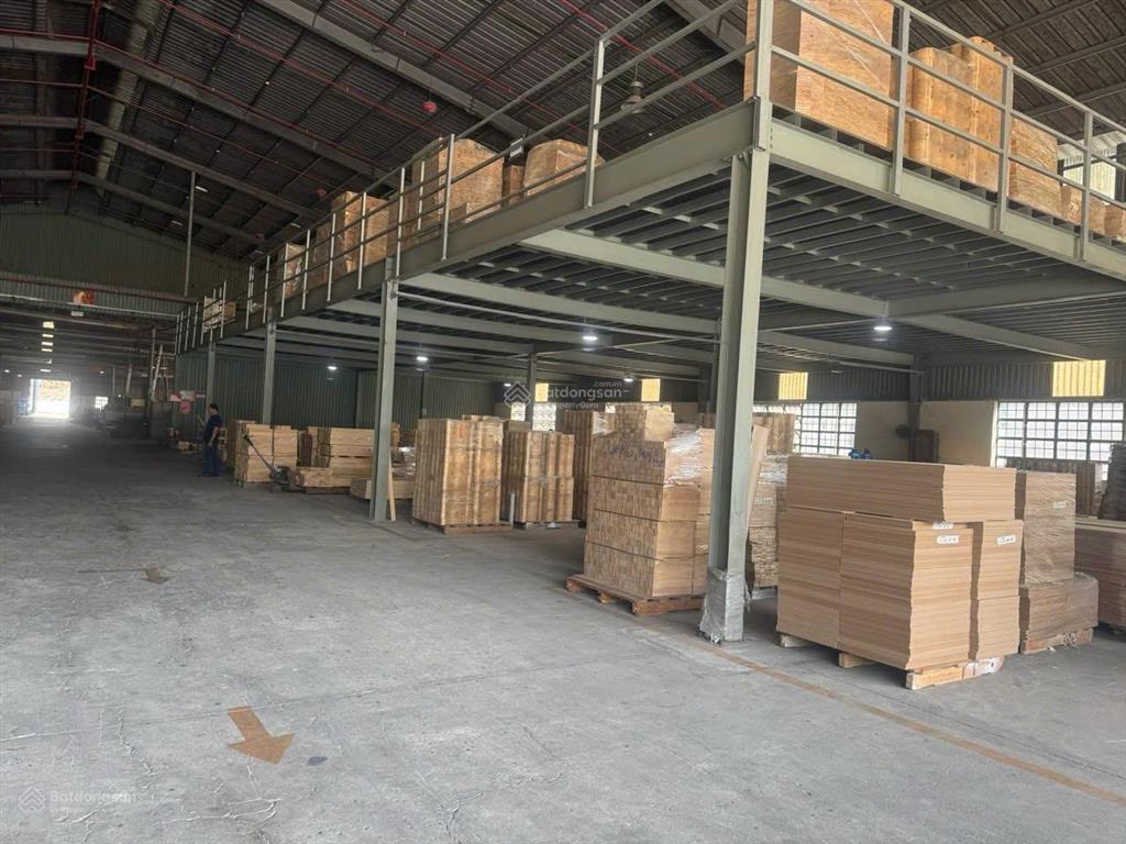 Cho thuê nhà xưởng 9.500m2 giá chỉ 570 triệu. trảng dàitp đồng nai  0937 980 ***