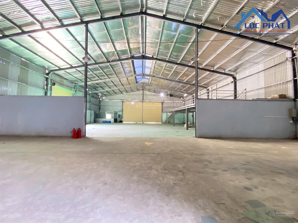 Cho thuê nhà xưởng 1.500m2 giá rẻ chỉ 45 triệu, vĩnh cửu  đồng nai 0937 980 ***