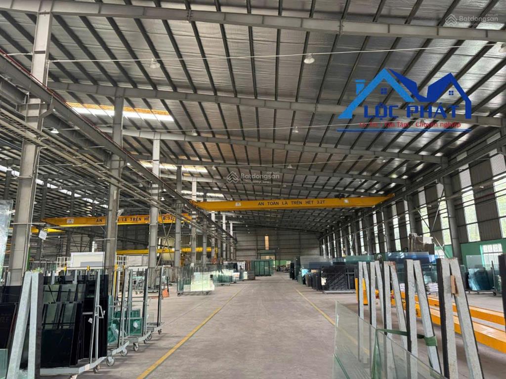 Cho thuê nhà xưởng 4.000m2 giá chỉ 335 triệu. tam phước  biên hòa  đồng nai 0937 980 ***