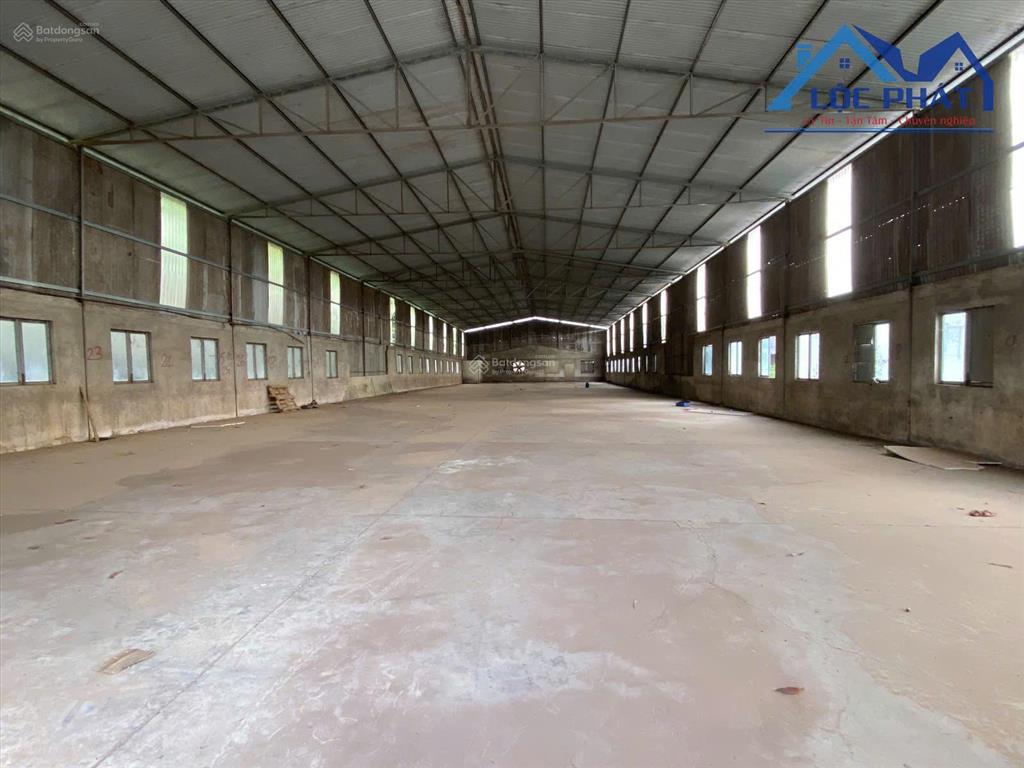 Cho thuê nhà xưởng 1.900m2 giá chỉ 40 triệu/tháng. trảng bom  đồng nai 0937 980 ***