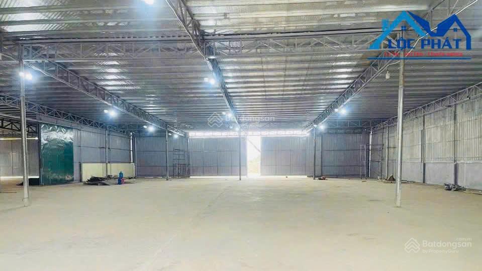 Cho thuê nhà xưởng 4.000m2 giá rẻ chỉ 90 triệu. phước tân  biên hoà  đồng nai 0937 980 ***