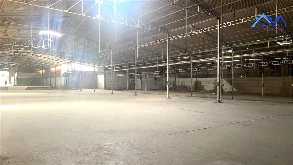 Cho thuê nhà xưởng 3.200m2 giá rẻ chỉ 80 triệu. long bình  đồng nai, 0937 980 ***