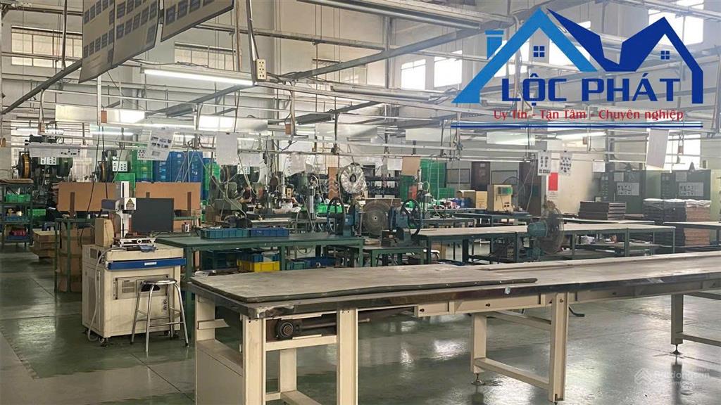 Bán nhà xưởng 5.000m2 giá chỉ 26 tỷ. kcn trảng bom, tp đồng nai 0937 980 ***