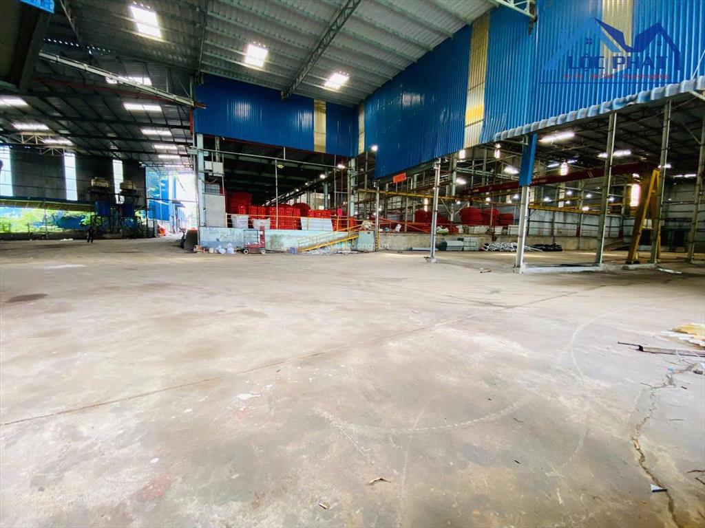Cho thuê nhà xưởng giá rẻ chỉ 680 triệu/tháng 10.500m2. biên hòa  đồng nai 0937 980 ***