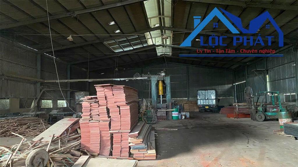 Cho thuê xưởng giá chỉ 45 triệu 1.400m2. phường phước tânbiên hoàđồng nai 0937 980 ***