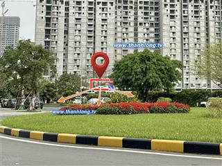 Duy nhất 1 căn 2pn góc 2wc 3 ban công hướng đông nam mát toà sp vip nhất senique trực tiếp chủ nhà