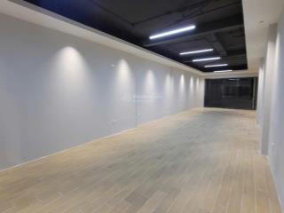 Cho thuê văn phòng đường đào duy anh. phú nhuận. diện tích 90m2, hỗ trợ nội thất