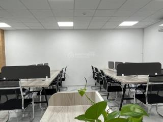 Còn trống duy nhất 1 sàn lầu 5 diện tích 65m2 giá chỉ 13 triệu ,sẵn 5 bộ bàn ghế