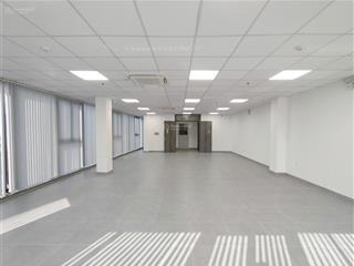 Văn phòng đường hoàng văn thụ , dt 160m2 , sàn trống suốt,nguyên 1 tầng riêng biệt