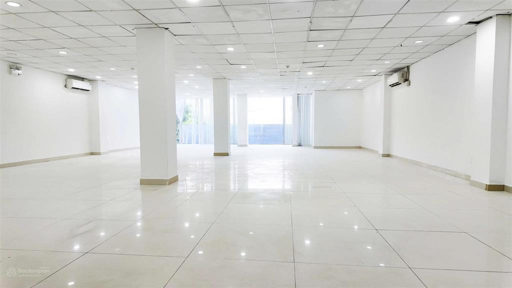 Cho thuê văn phòng bình thạnh dt 155m2 giá chỉ 33 triệu