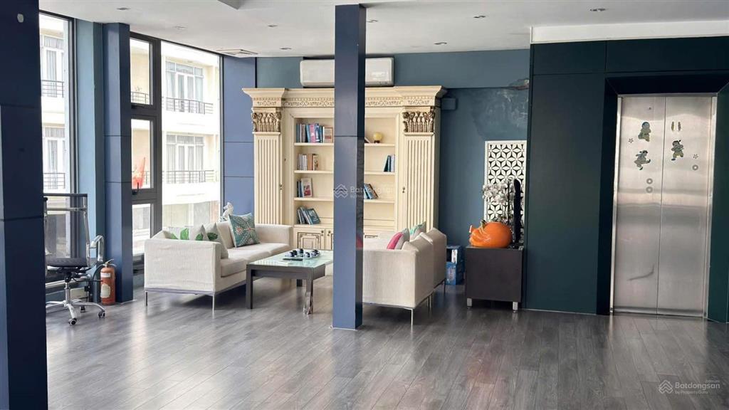 Cho thuê văn phòng full nội thất phú nhuận  dt 70m2 giá chỉ 19 triệu