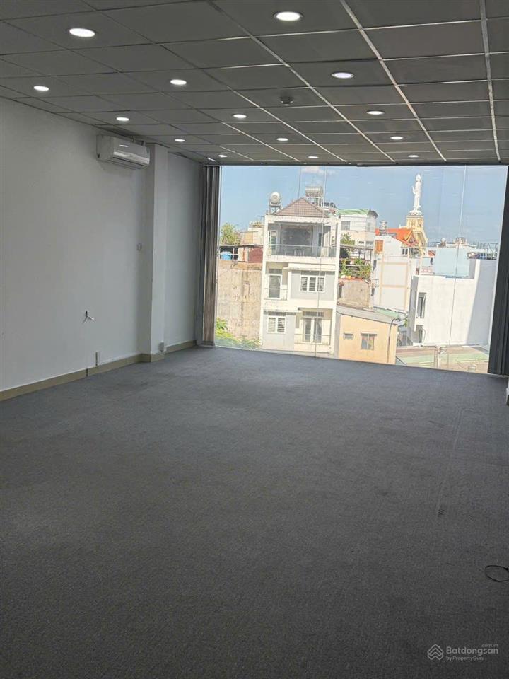 Cho thuê văn phòng đường nguyễn xí  dt 70m2  giá chỉ 13 triệu