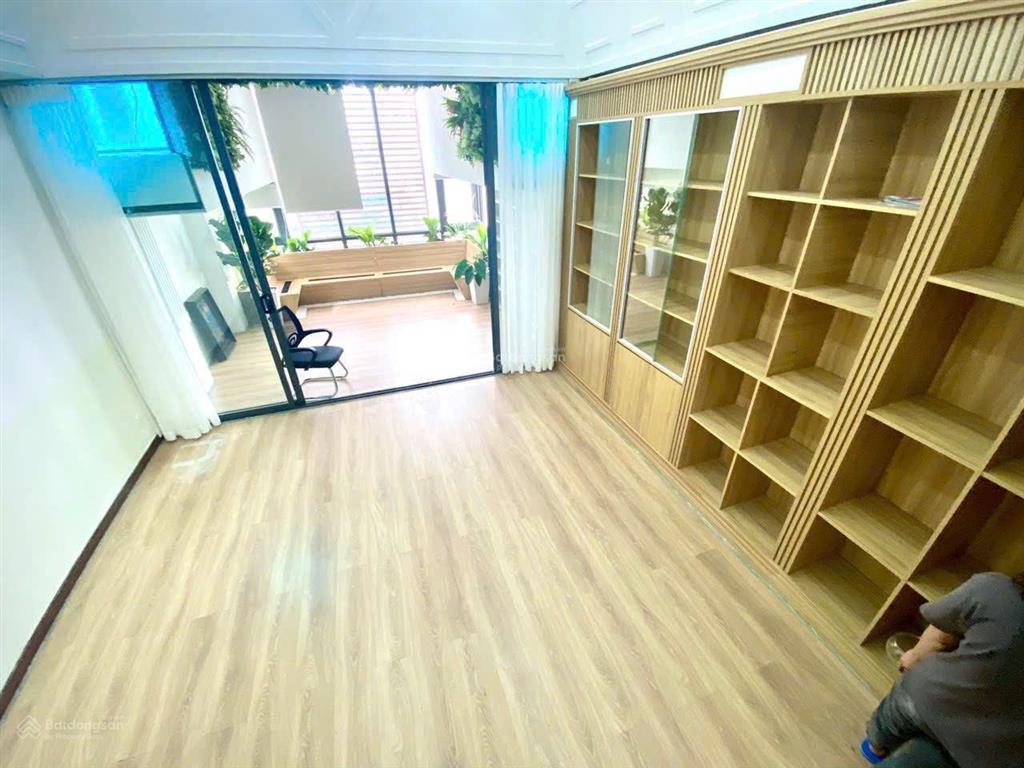 Văn phòng cho thuê full nội thất nguyễn văn thủdt 50m2 giá chỉ 11 triệu