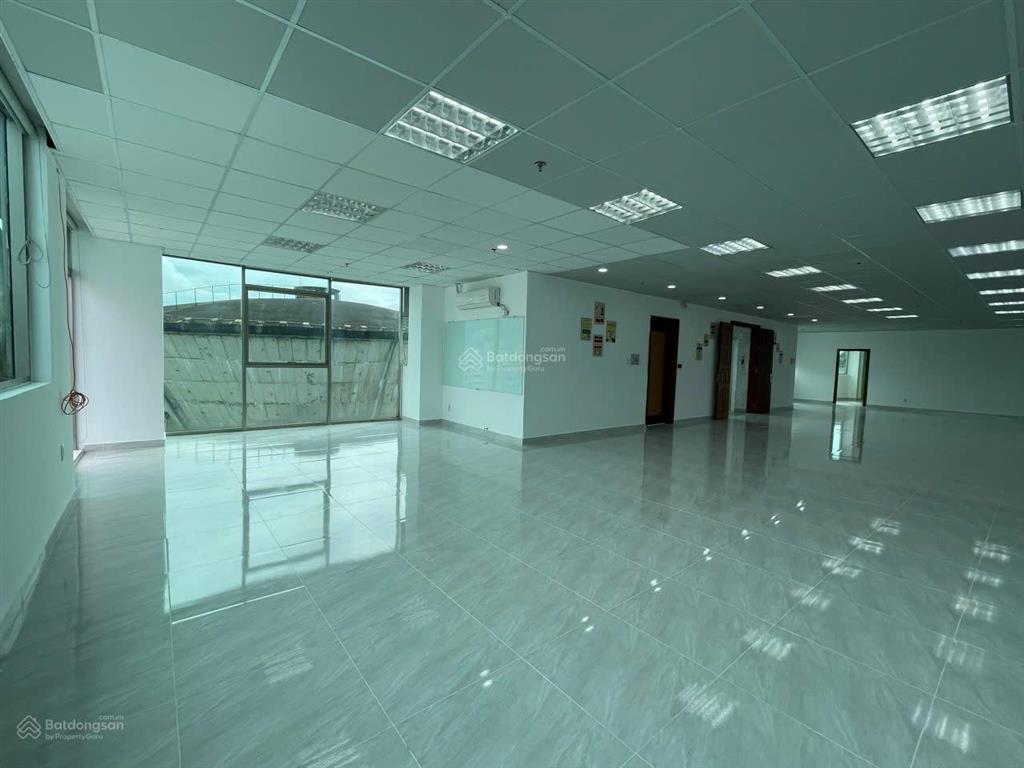 Cho thuê văn phòng hồ văn huê dt 180m2