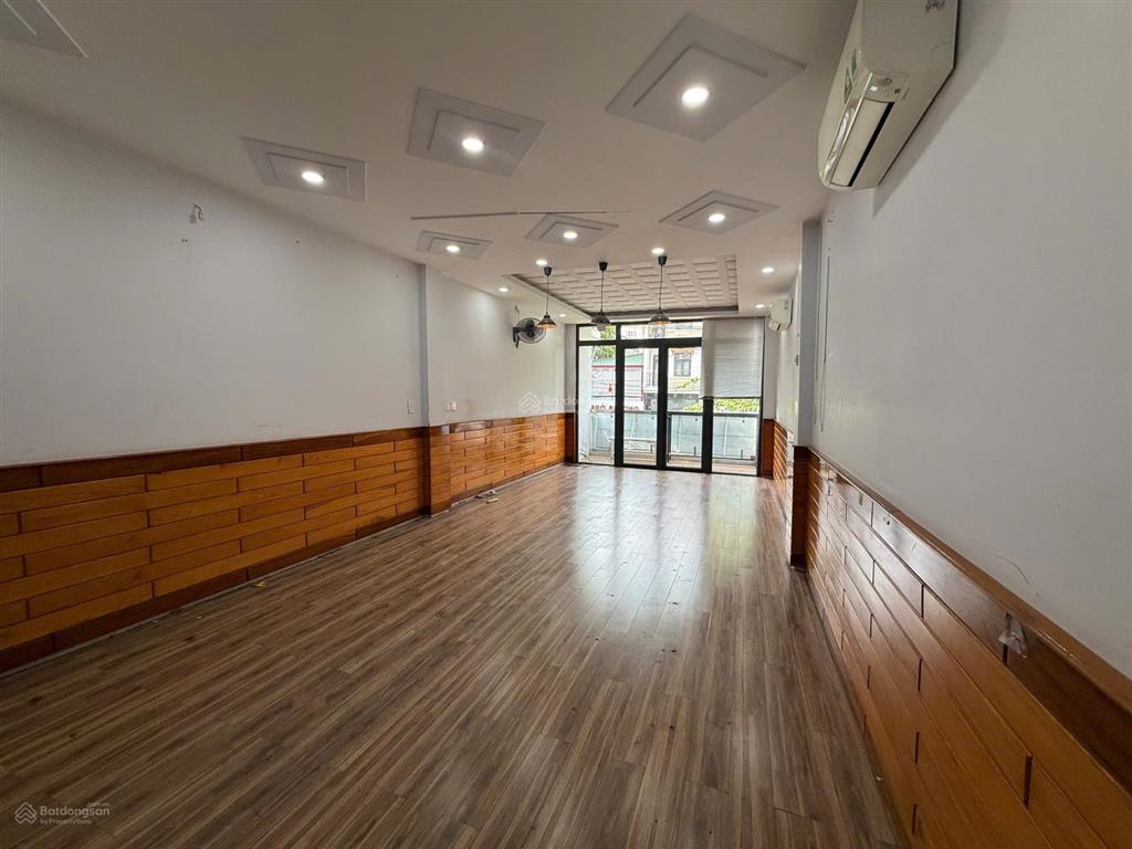Cho thuê văn phòng bình thạnhdt 100m2 giá chỉ 13 triệu